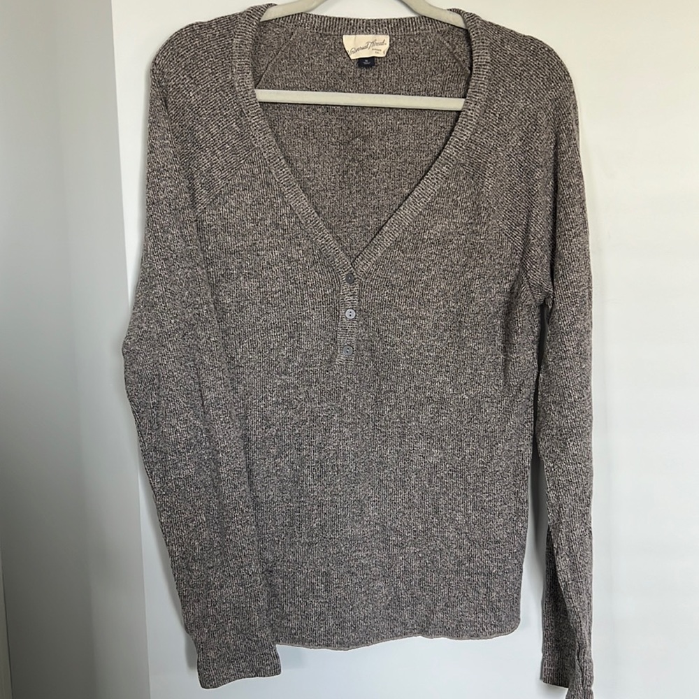 UNIVERSAL THREAD | Long Sleeve V-Neck